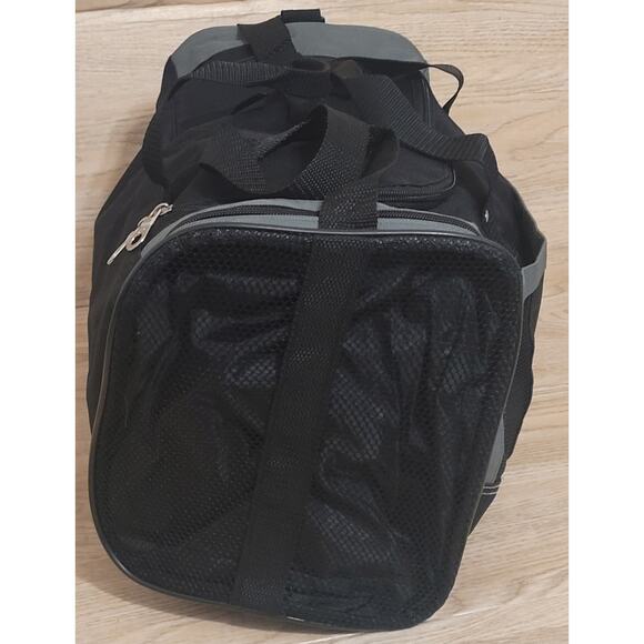 Black Adults Quaker Oats Gym Duffle Bag Preowned Backpack Travel Sports Work Out - Picture 7 of 7